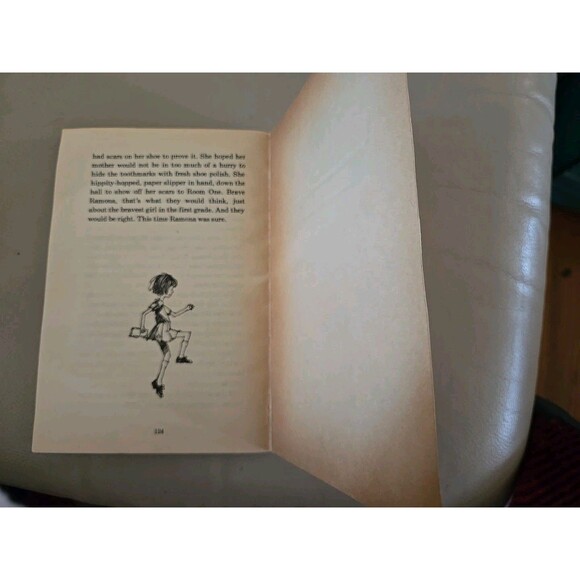 Vtg Ramona the Brave by Beverly Cleary 1975 Vintage Scholastic Paperback Book - Picture 8 of 9